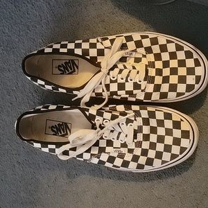 Vans checkered pattern